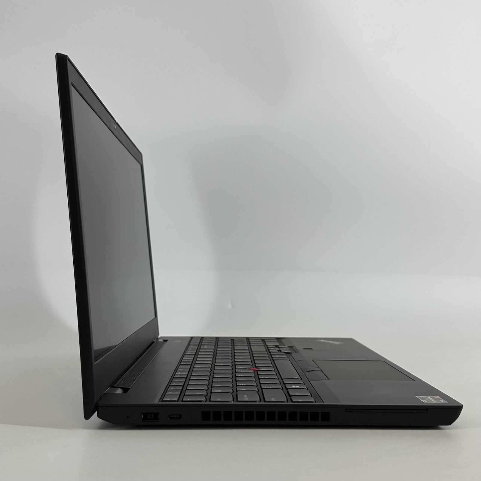 Lenovo ThinkPad P15v Gen 3 FHD 3.2 GHz Ryzen 7 PRO 6850H 16GB 1TB SSD RTX A2000