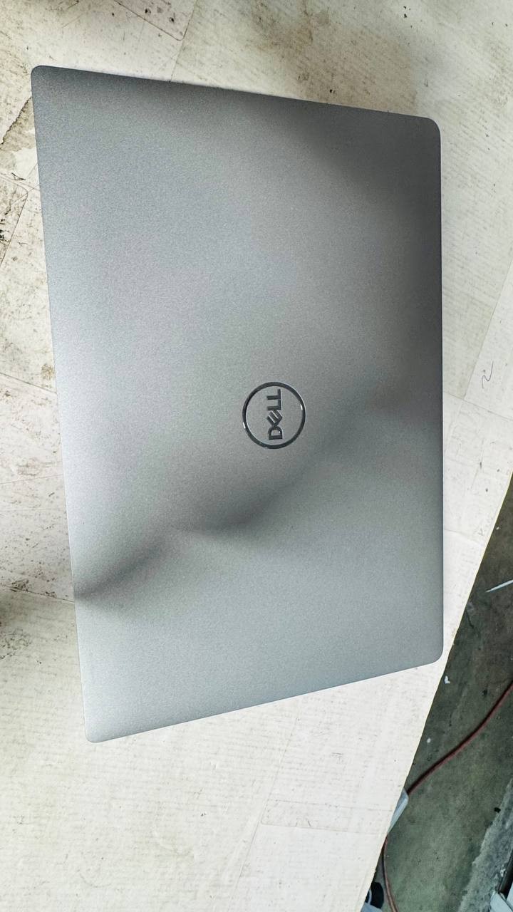 Dell Latitude 5431 Core i5-1240P 16GB RAM 512 GB SSD win 11 pro