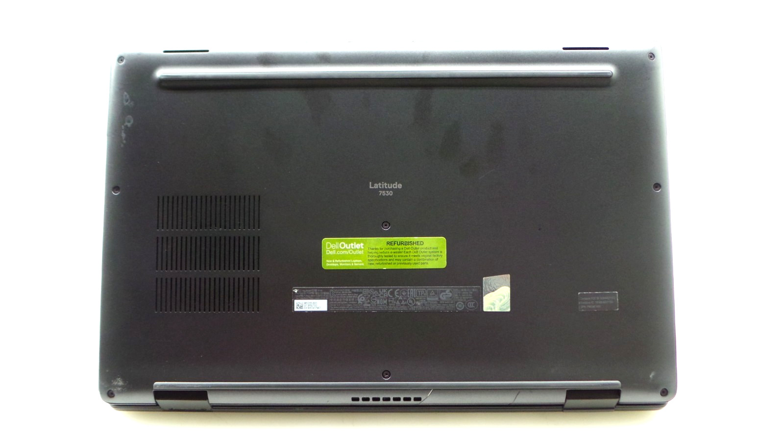 Dell Latitude 7530 | 15.6″ | i7-1255U | 16GB 512GB SSD | Win 11 Pro