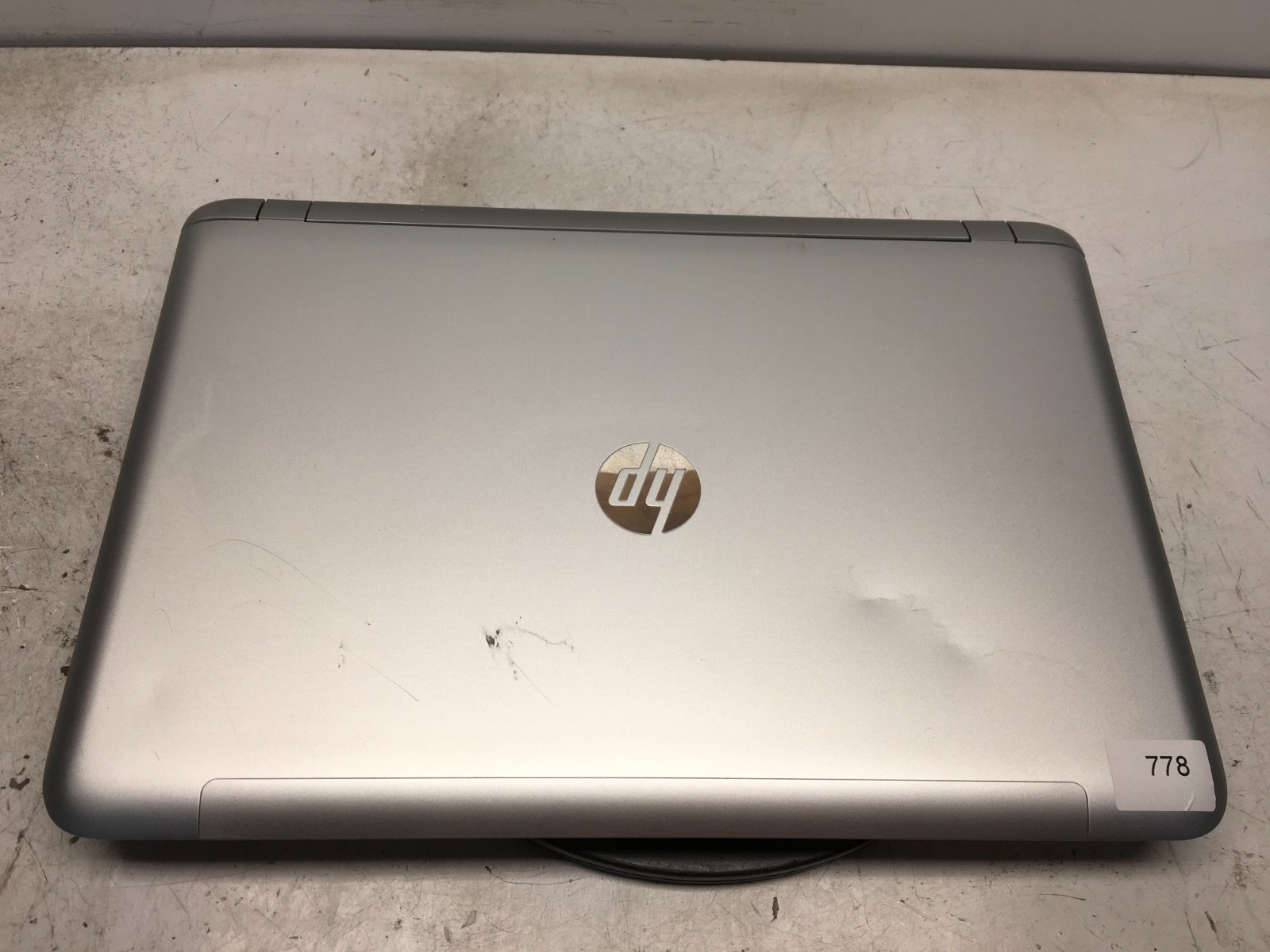 HP Envy 17T-S000 Intel i7-6500U 2.5GHz 16 GB NO HDD Nvidia GeForce 940M