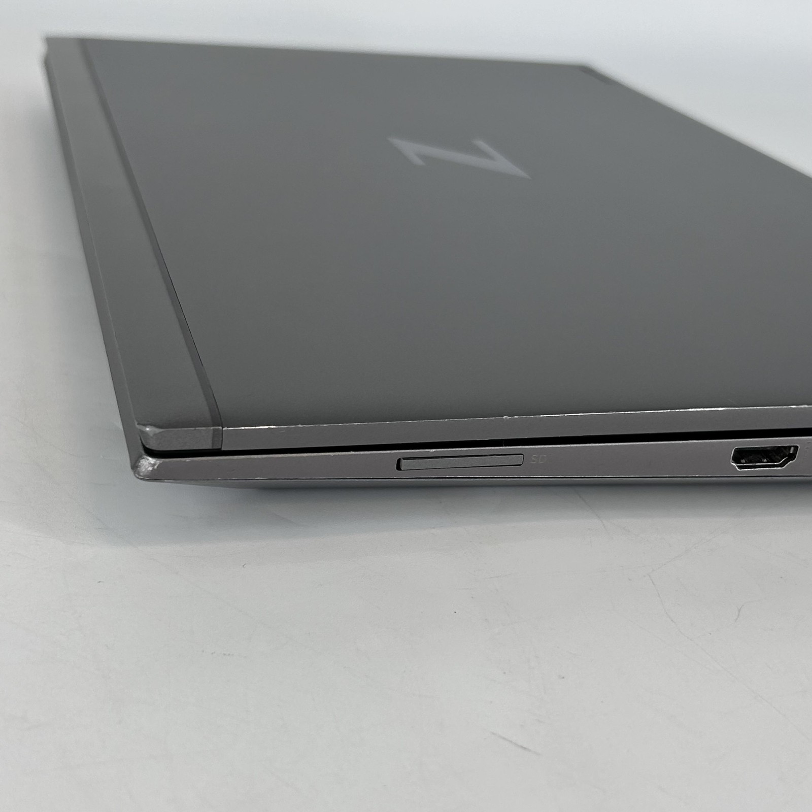 HP ZBook Fury 15 G8 4K i7-11800H 2.30GHz 32GB 512GB SSD NVIDIA RTX A2000 Good