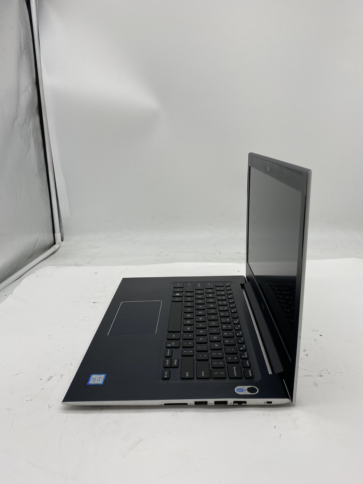 Dell Vostro 5471 Laptop Intel Core i5 8250U NO RAM– No HDD