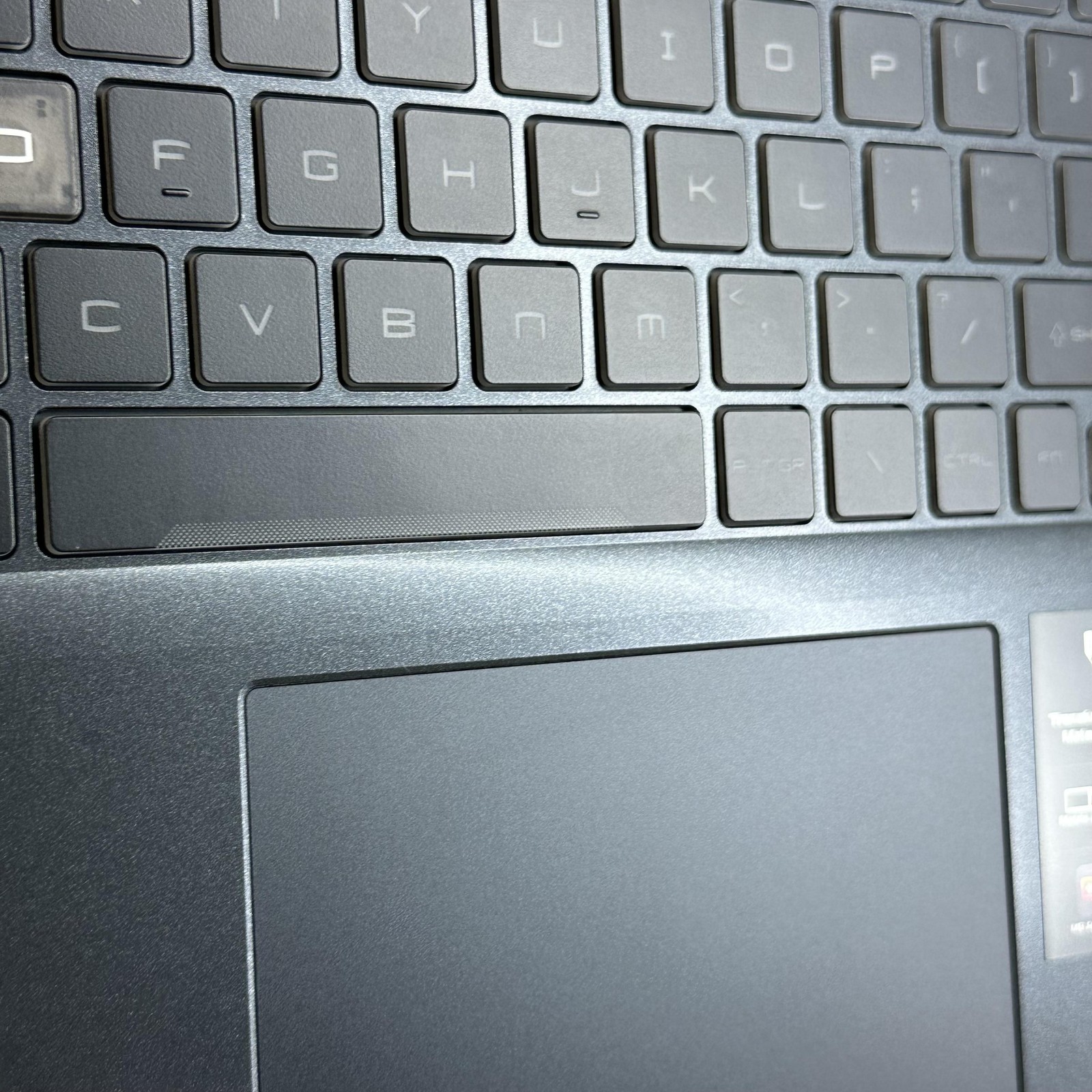MSI Cyborg 15 FHD 2.4 GHz i7-13620H 16GB 512GB SSD NVIDIA RTX 4050 Excellent