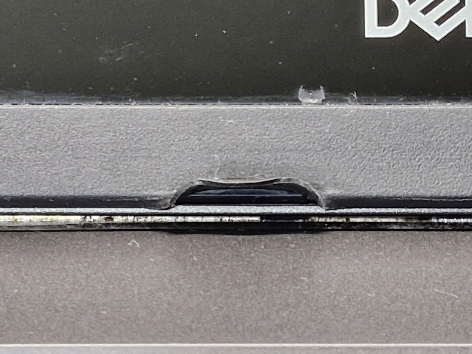 Dell Precision 7540 i9 9th Gen 15.6″ 2TB HDD No Charger Parts Repair