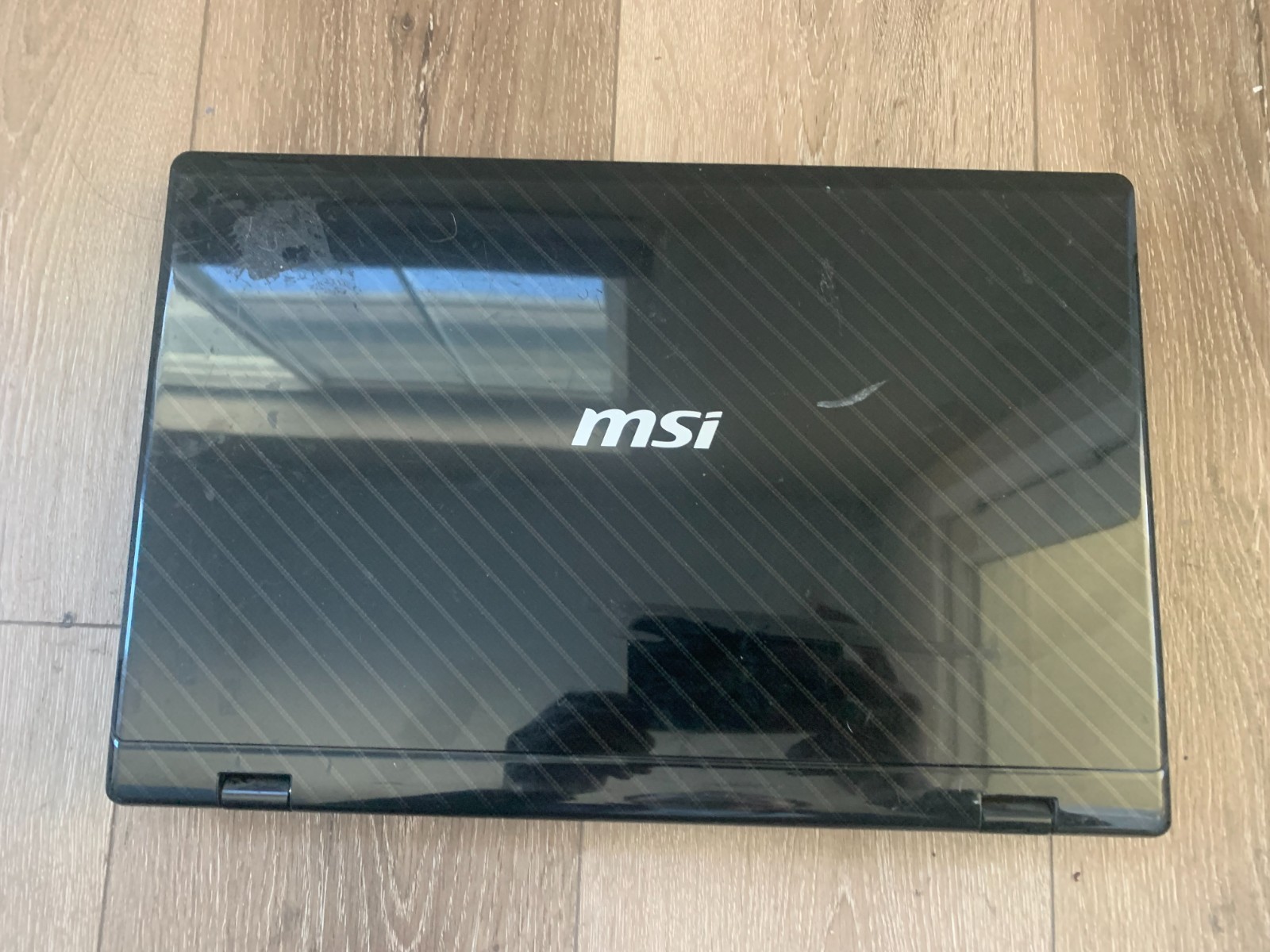 MIS A6200 MS-1681 15.6” Intel Core i3 M370 2.40GHz 4GB RAM 320GB HDD Win 10 Pro