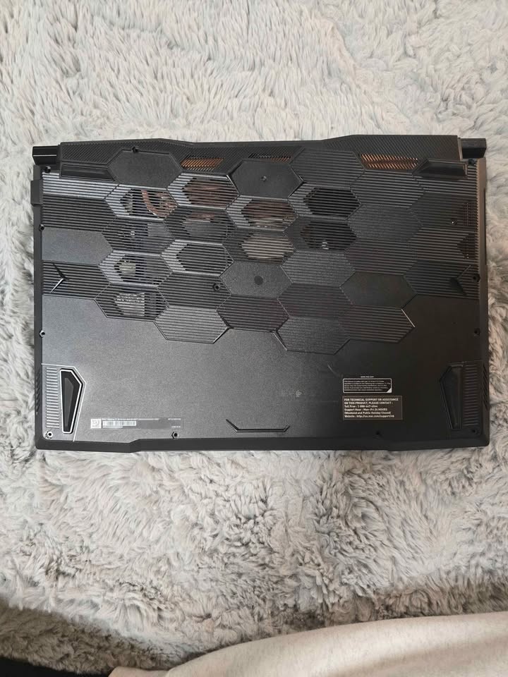 MSI Katana 17 Gaming Laptop: i7 13th Gen, RTX 4070, 64 GB RAM DDR5