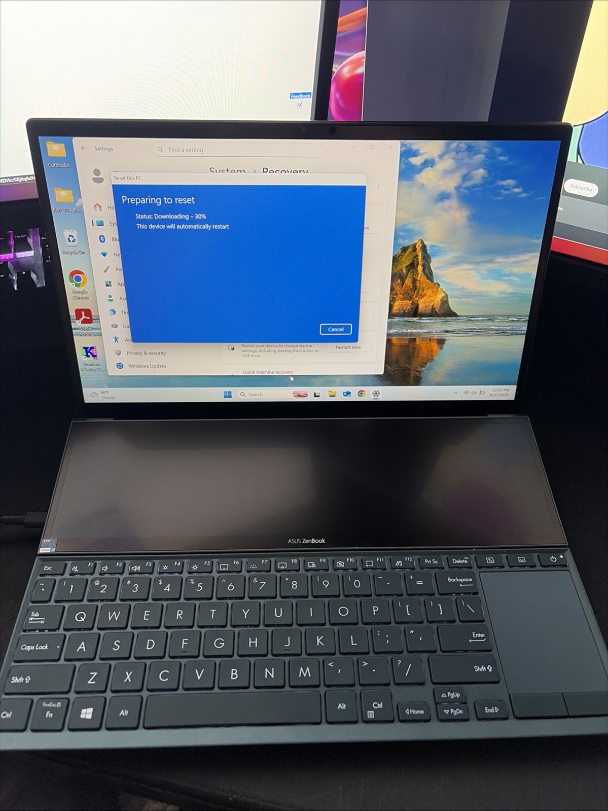 Asus Zenbook Duo 14 UX482EAR 14″ i5-1155G7 2.5GHz 8GB RAM 512GB SSD