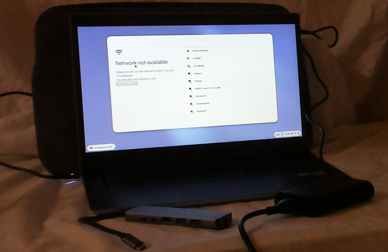 Samsung Galaxy Chromebook Go 14″ XE345XDA (2021) Excellent+Sleeve, Charger & Hub