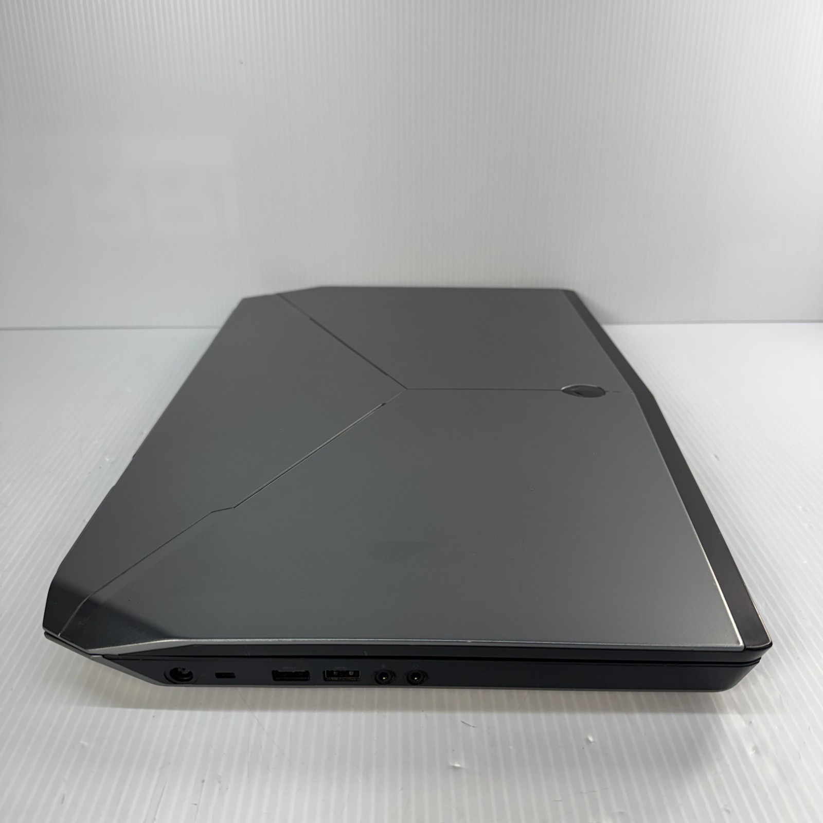 Alienware 17 R3 i7 6th Gen 17.3″ Laptop AS IS for PARTS – NO VIDEO