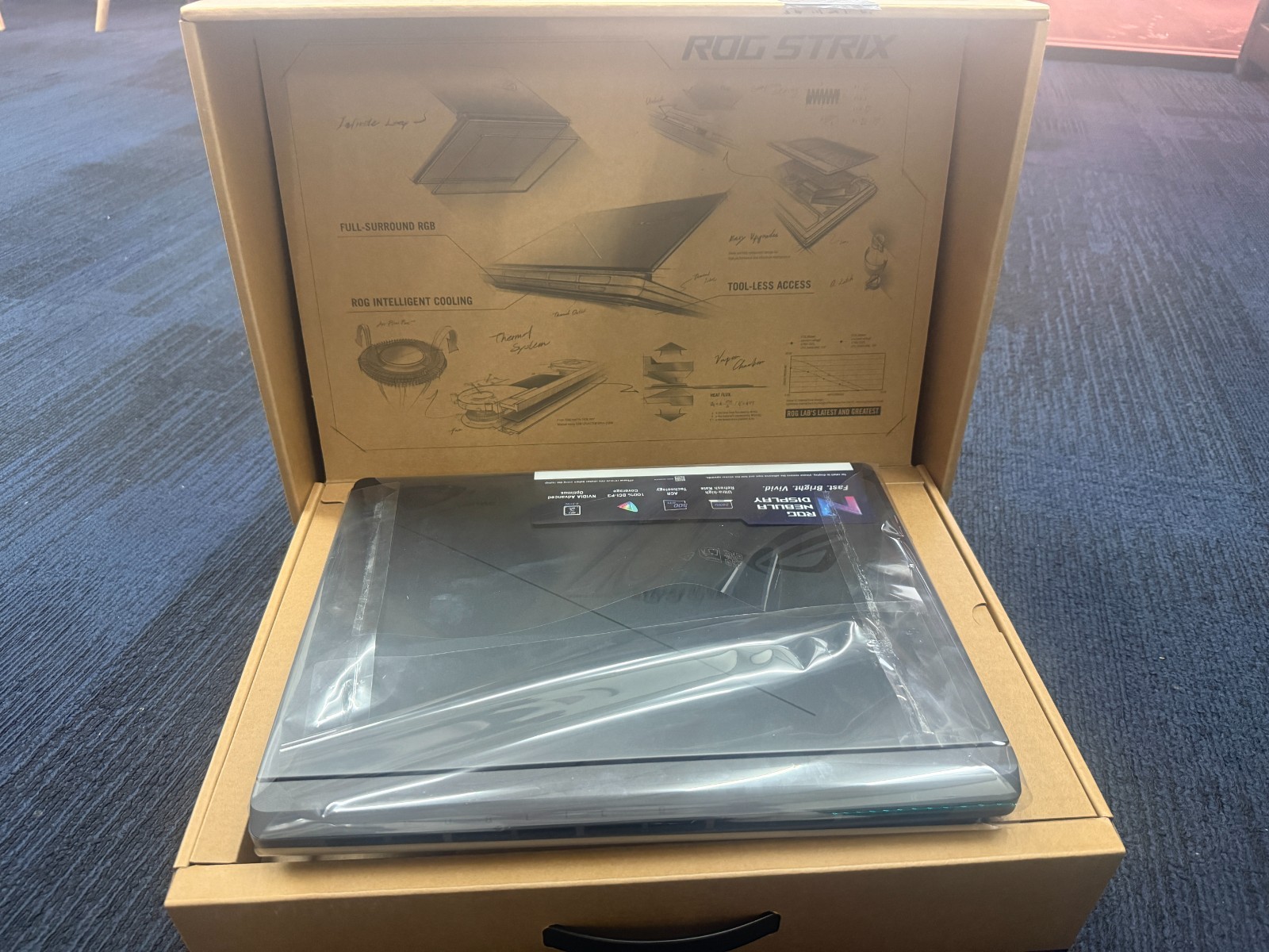 Asus ROG Strix G16 G615 16 240Hz QHD+ 2.7GHz Ultra 9 275HX 32GB 2TB SSD RTX 5060