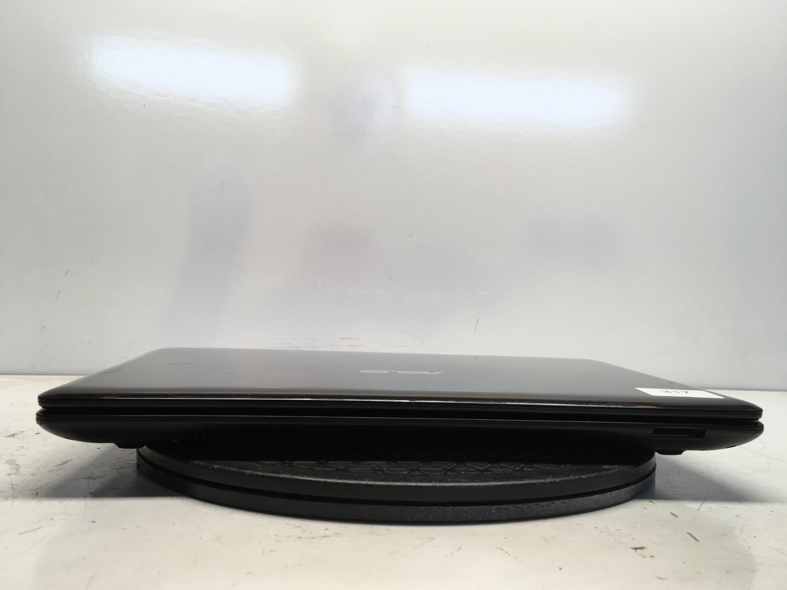 Asus U81A Intel Core 2 Duo T6500 2.1GHz 4 GB NO HDD