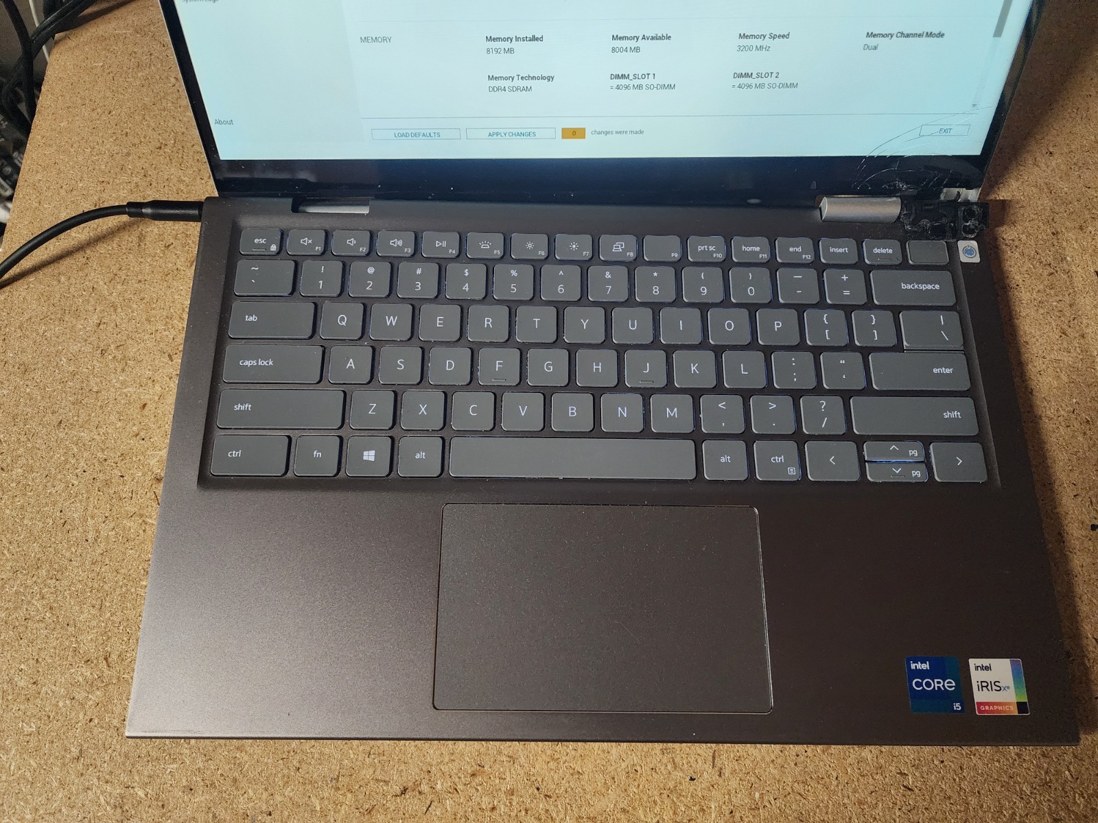Dell Inspiron 14” 5410 2 in 1 i5-1135G7 2.4GHz 8GB RAM No HDD/OS Damaged