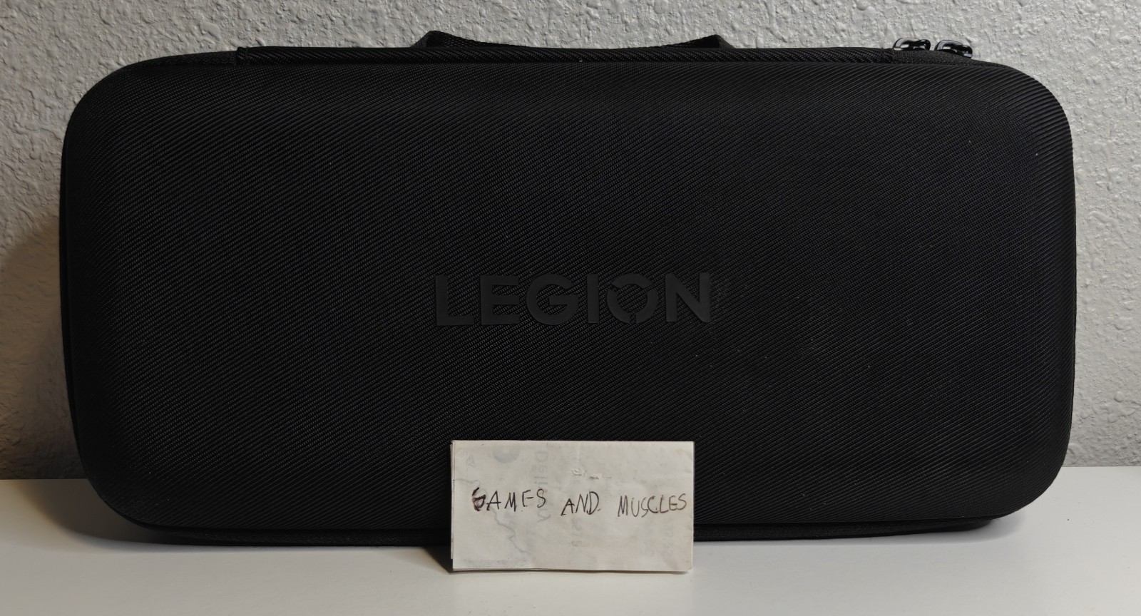 Lenovo Legion Go 8.8 in (1TB SSD, AMD Ryzen Z1 Extreme, 3.3GHz, 16GB RAM) Tested