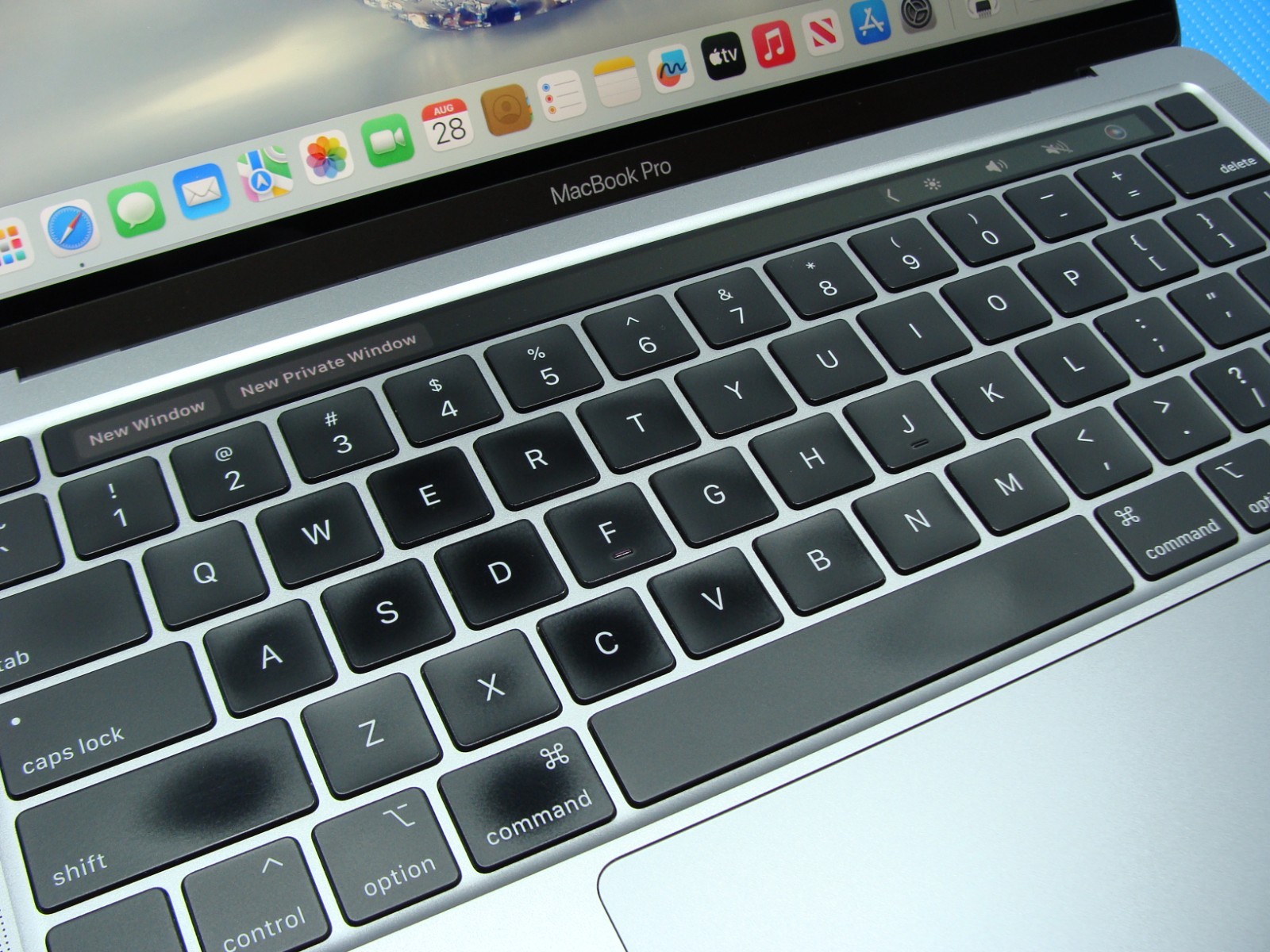 Apple MacBook Pro 13″ (2020) A2251/BTO i7-1068NG7 2.3GHz 16GB 512GB OS Sonoma