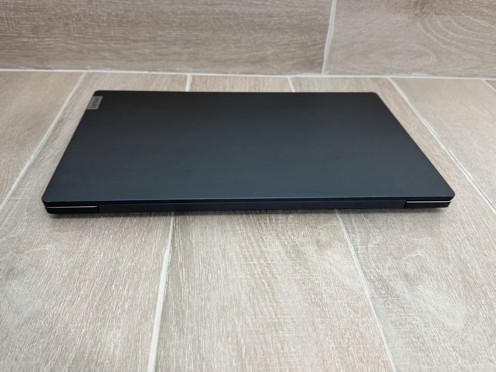 Lenovo IdeaPad 5 15ABA7 15.6″ AMD Ryzen 7 5825U 16GB RAM 256GB NVMe SSD Win-11