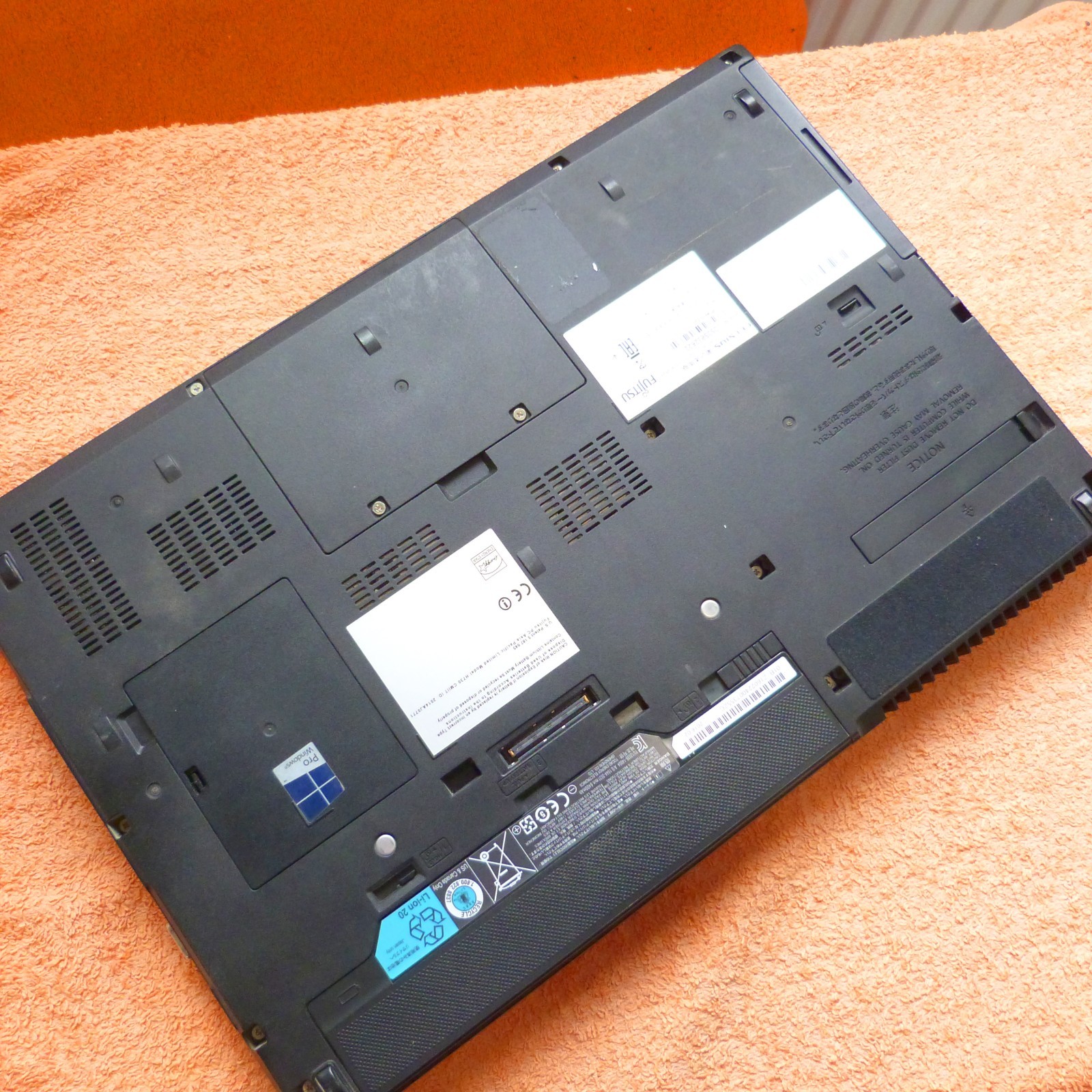 Fujitsu H730 ELITE WORKSTATION FULLHD l 24GB RAM NEW l 512GB SSD Windows 11 Pro