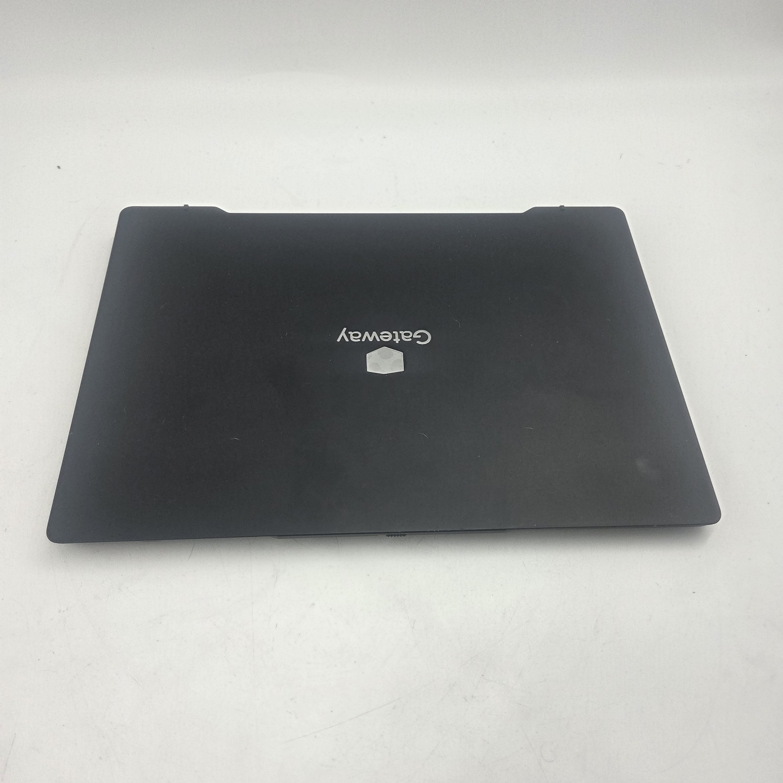 Gateway GWTC51427 14″ Laptop Intel Core i5-1235U 8GB RAM 512gb SSD PARTS REPAIR