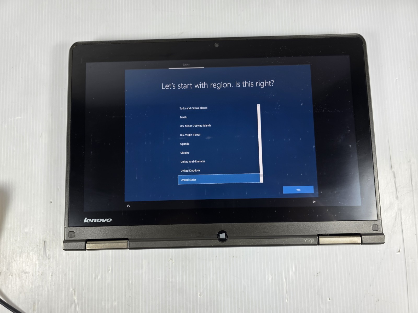 LENOVO YOGA TOUCHSCREEN i5-4300U @ 1.90GHz 4GB RAM 180GB SSD WIN 10