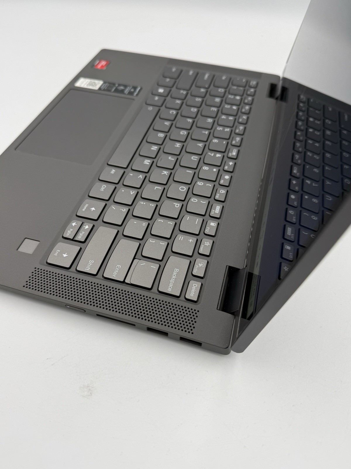 Lenovo IdeaPad Flex 5 14” 14ALC05 – Ryzen 3 5300U | 8GB RAM | 512GB SSD – 62C