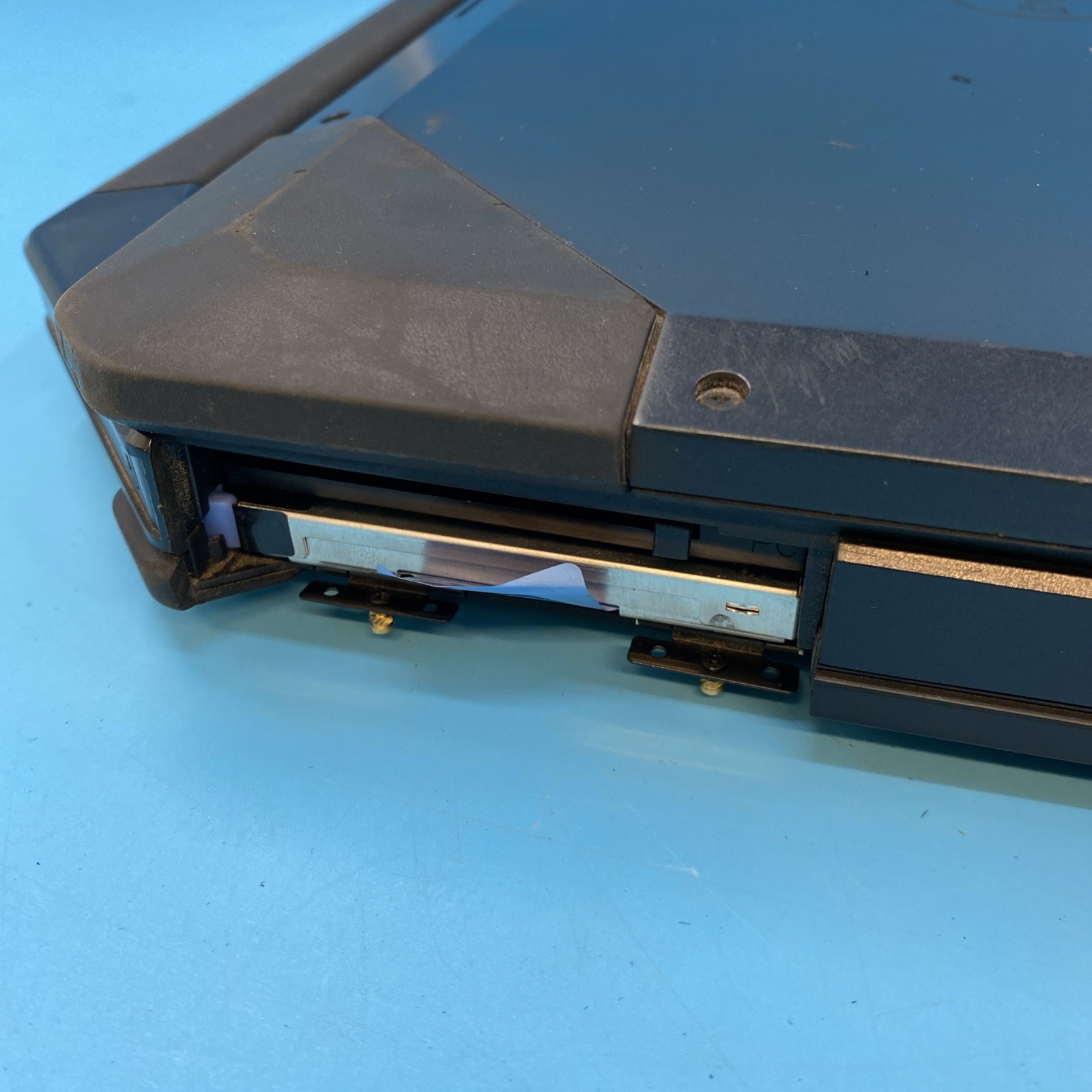(LOT OF 13) Dell Latitude Rugged Laptops | i5 4TH-8TH | 4-16GB RAM | NO DRIVE/OS