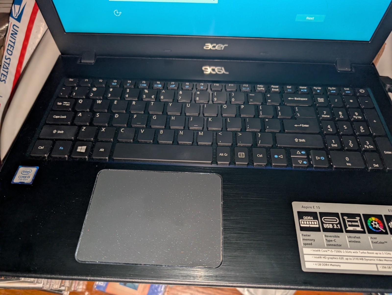 Acer Aspire E 15 E5-575-53C7 15.6″ Laptop – 256GB, Intel i5 7th Gen 4GB RAM READ