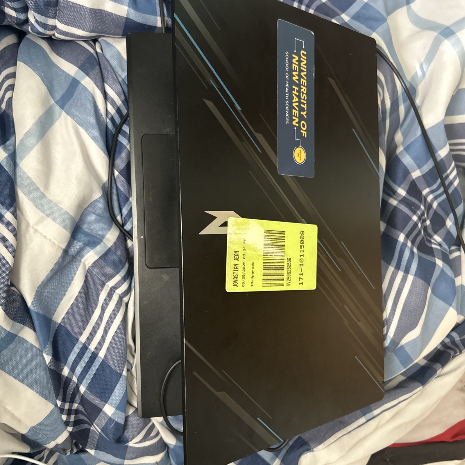 Intel Core i7-13620H RTX 405032 GB RAM 512 GB SSD (Gen 4) 15.6” FHD 144Hz