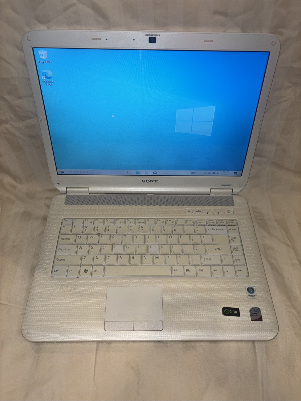 Sony Vaio VGN-NS140E 15.4″ Notebook – C2D 2.0 GHz, 3 GB, 250 GB, Win 10 Home