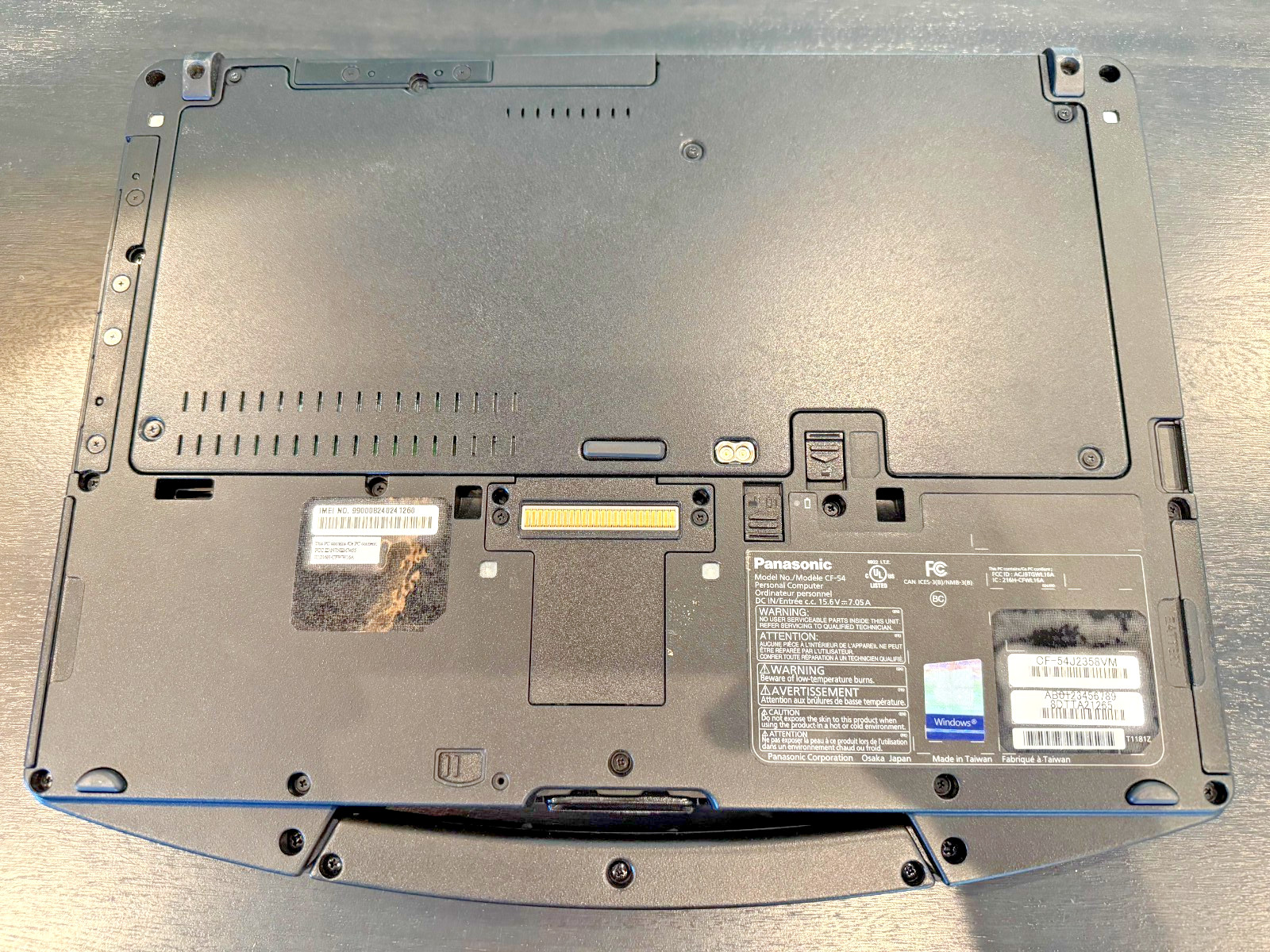 Panasonic ToughBook CF-54 MK3 Touch, i5-7300U 2.60GHz 16GB 256GB SSD Win 11 Pro
