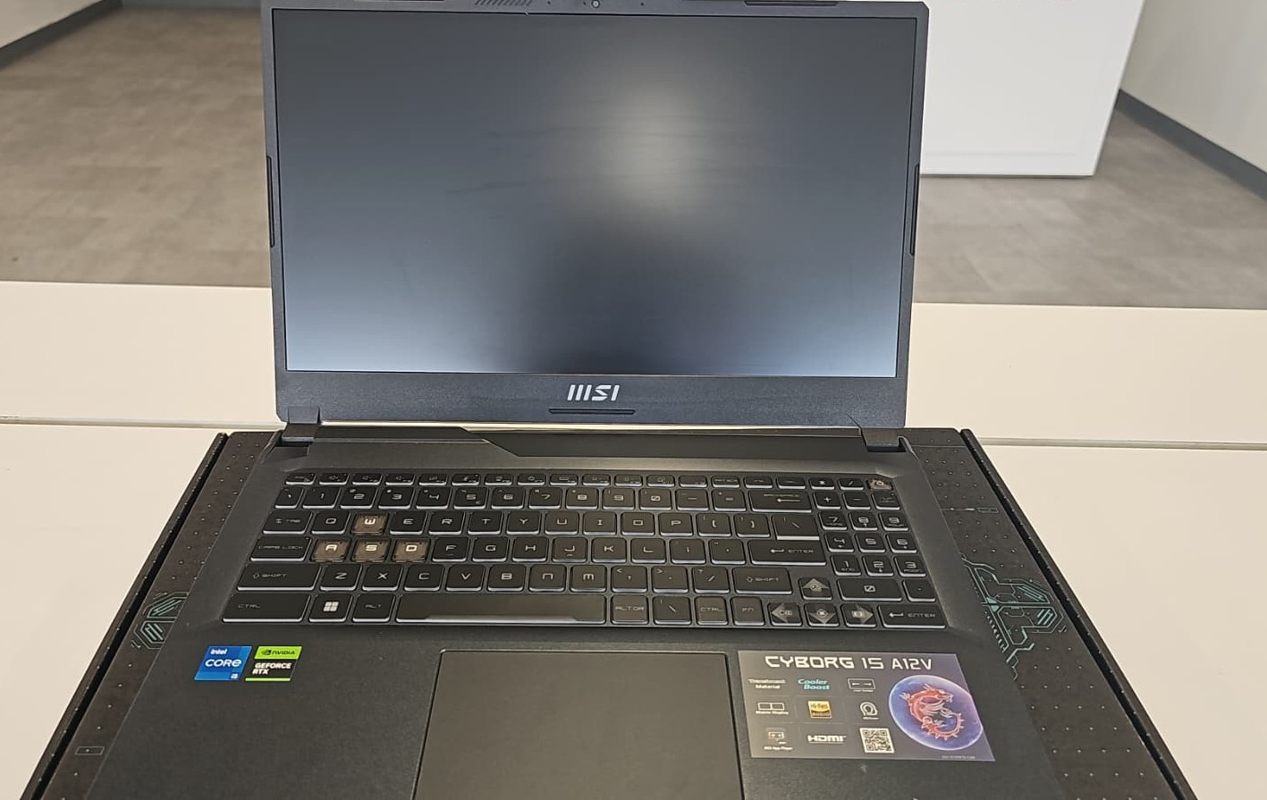 New MSI Cyborg 15 A12VF 15in i7 64GB 1TB SSD RTX Windows 11 Backlit GAMING
