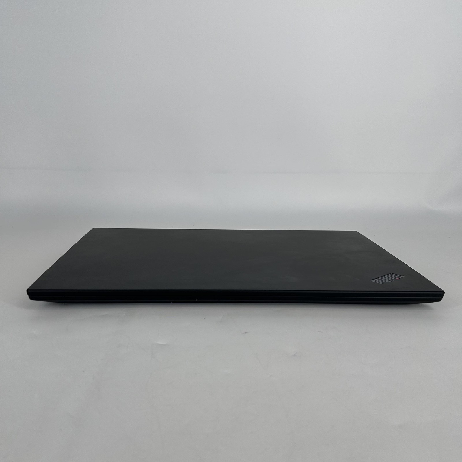 Lenovo ThinkPad P1 Gen 3 15 FHD i7-10850H 2.70GHz 32GB 512GB Quadro T2000 Max-Q