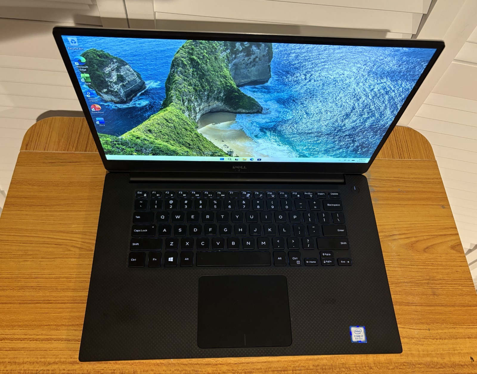 Dell Precision 5530 i7-8850H 32GB RAM 1TB SSD Quadro P1000 Win 11 Pro