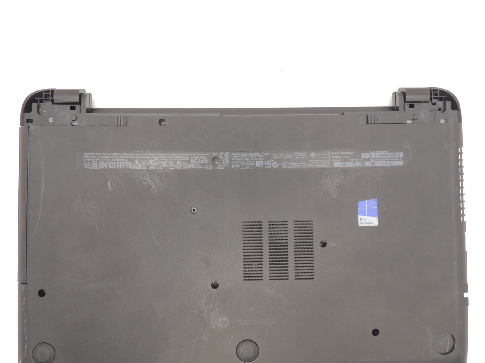 HP 250 G2 15.6″ Core i3 4005U 8GB No HDD/Battery Laptop Tested – Broken Foot