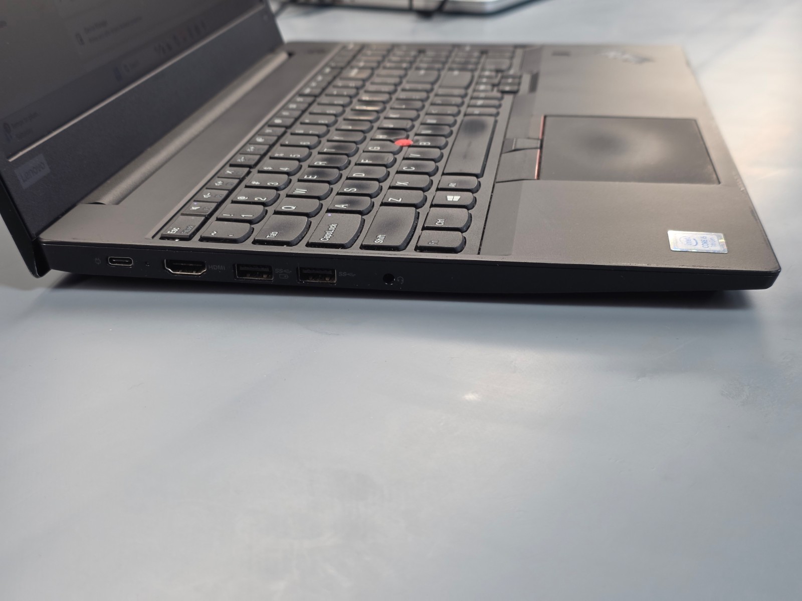15″ Lenovo ThinkPad E580- i5-7200U, 8GB, 512GB SSD | USB-C + FHD!!