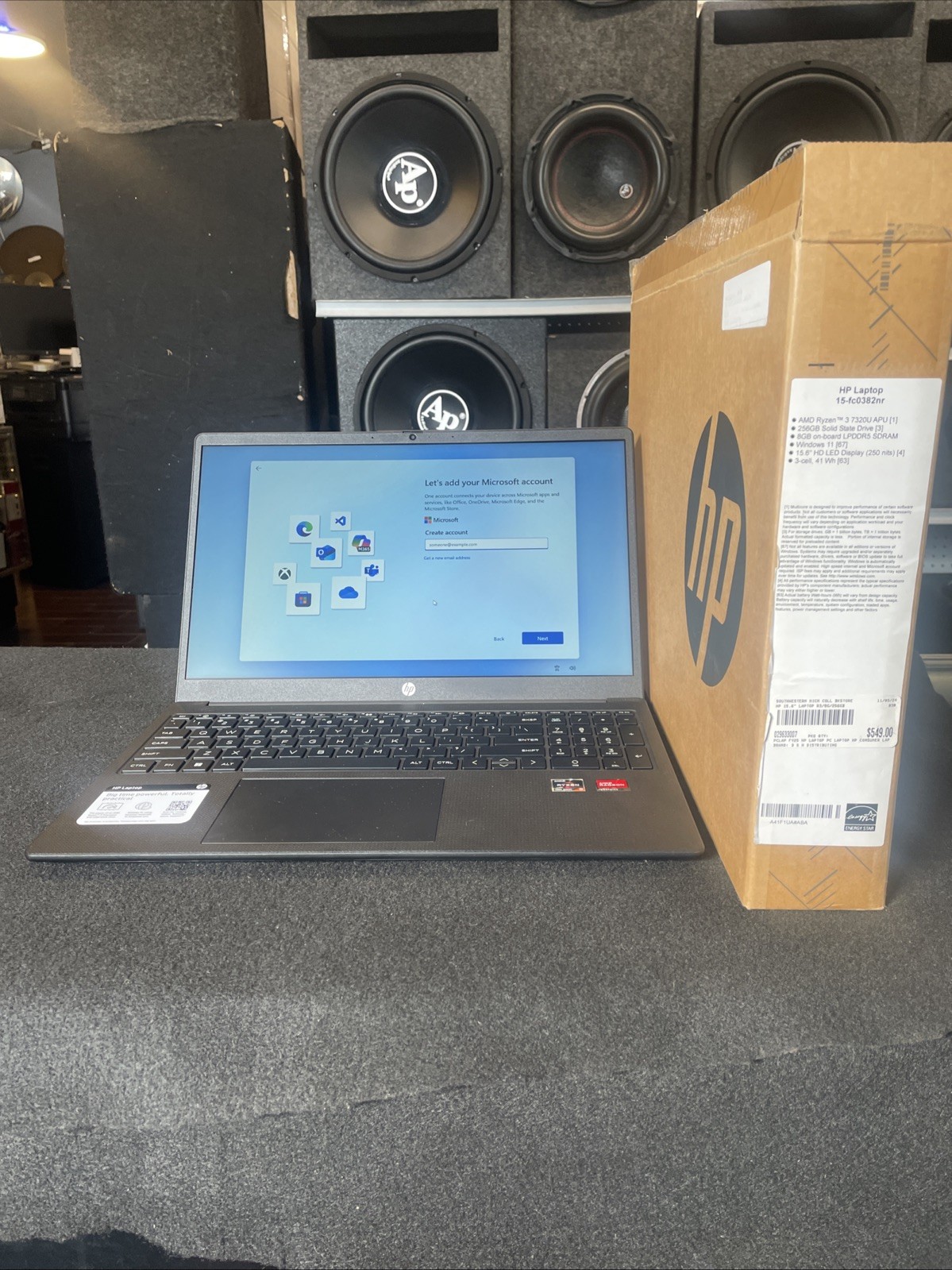 HP 15.6″ Laptop 15-fc0382nr AMD Ryzen 3 7320U 8GB / 256GB SSD / WIN 11 / BLACK