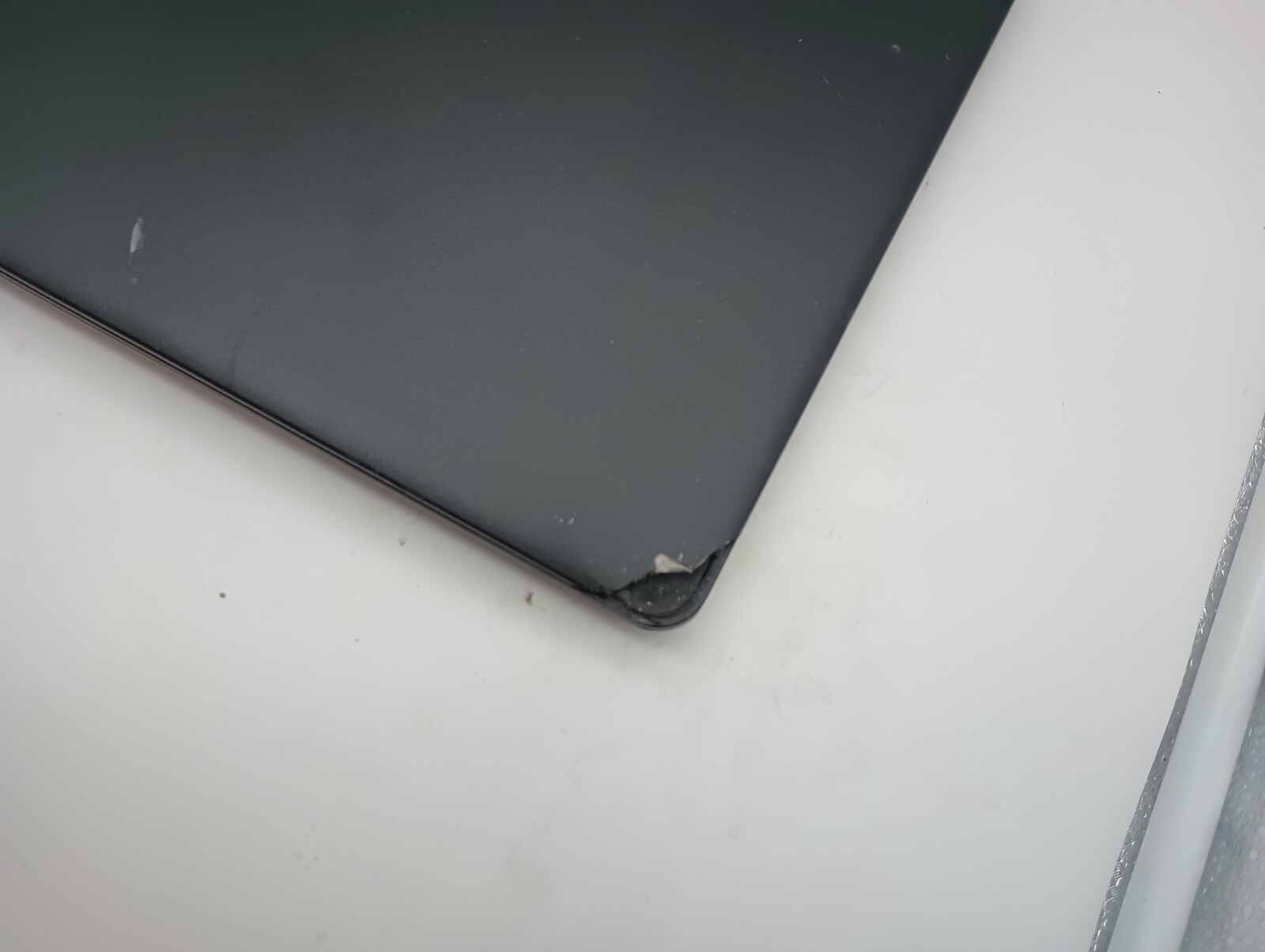8228 Latitude E7450 w/charger.i5 5th gen.16GB.256GB mSata SSD.14″FHD.