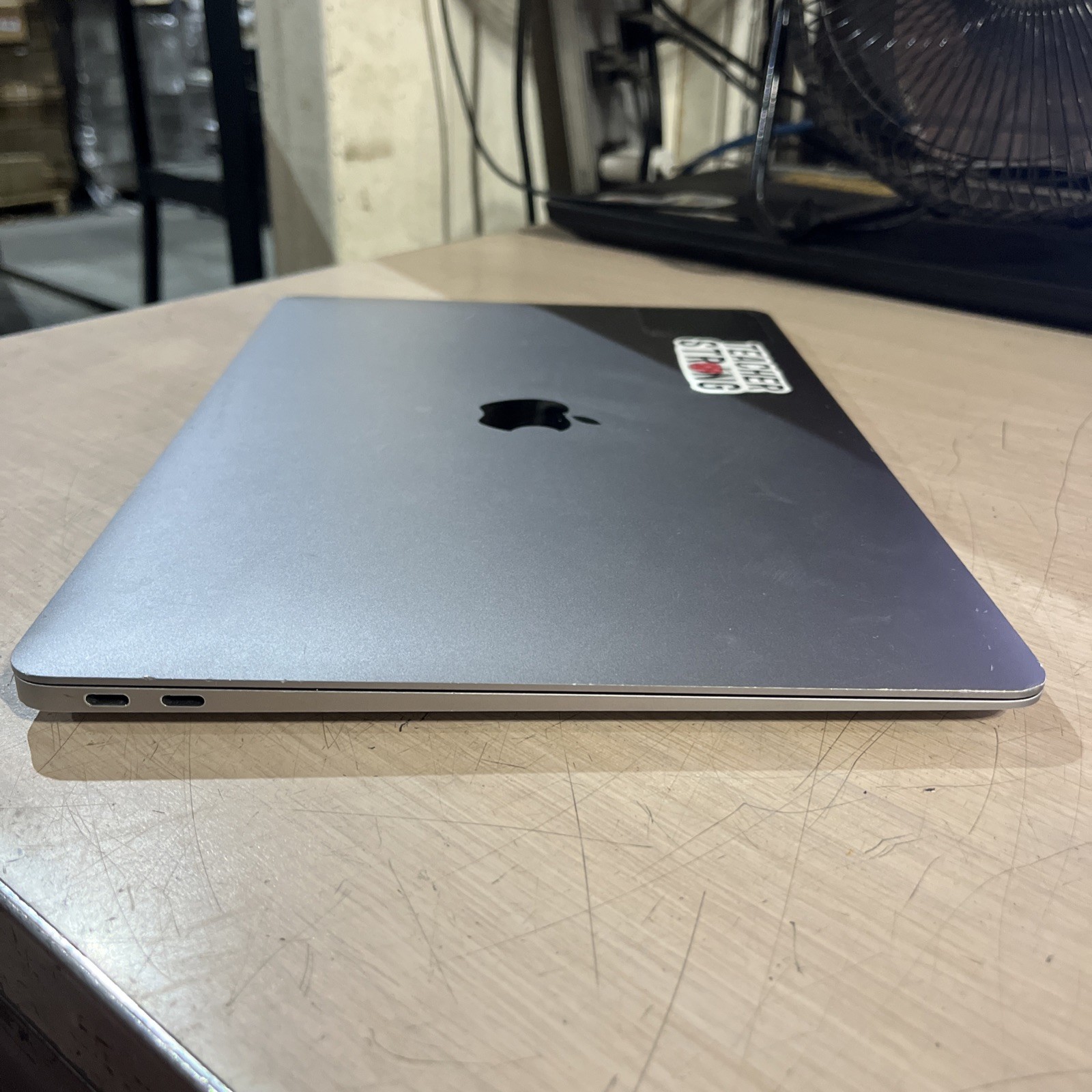 APPLE MACBOOK AIR 13″ SCISSOR, 2020 CORE I3-1000NG4 1.1GHZ 8GB RAM 256SSD