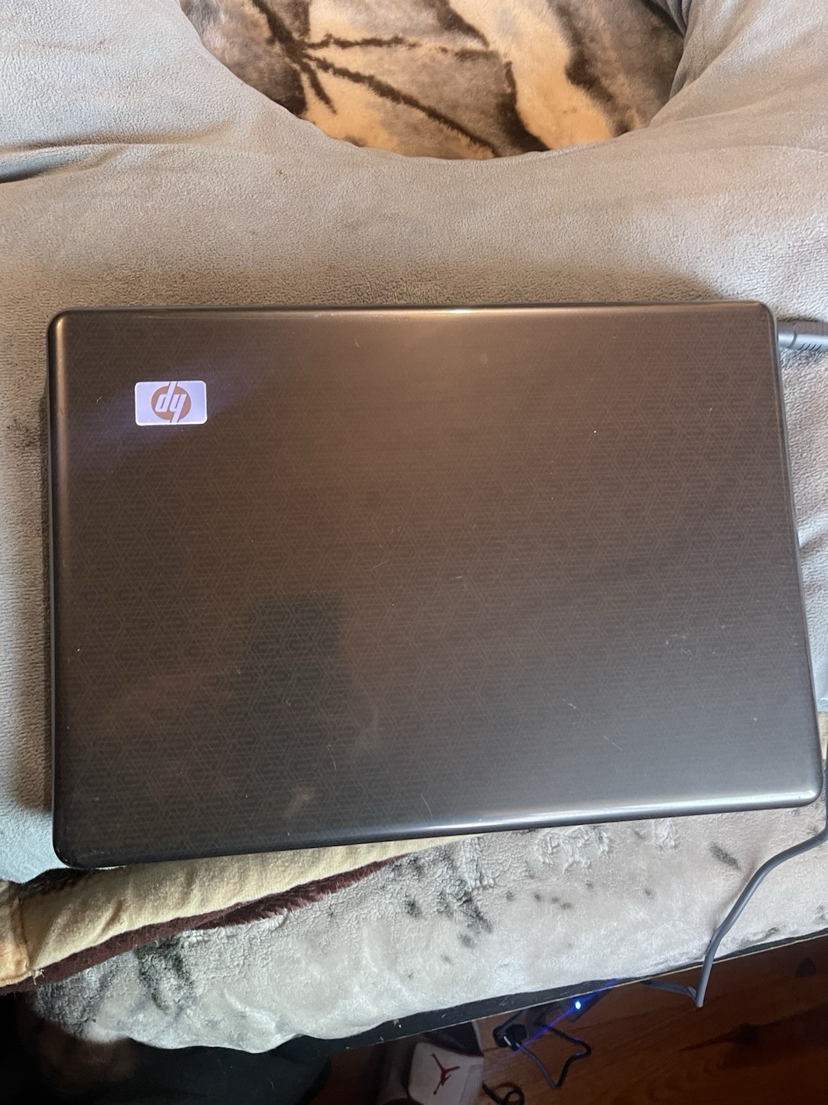 HP Pavilion entertainment PC AMD Turion X2 Window Vista Screen Not On (PARTS)