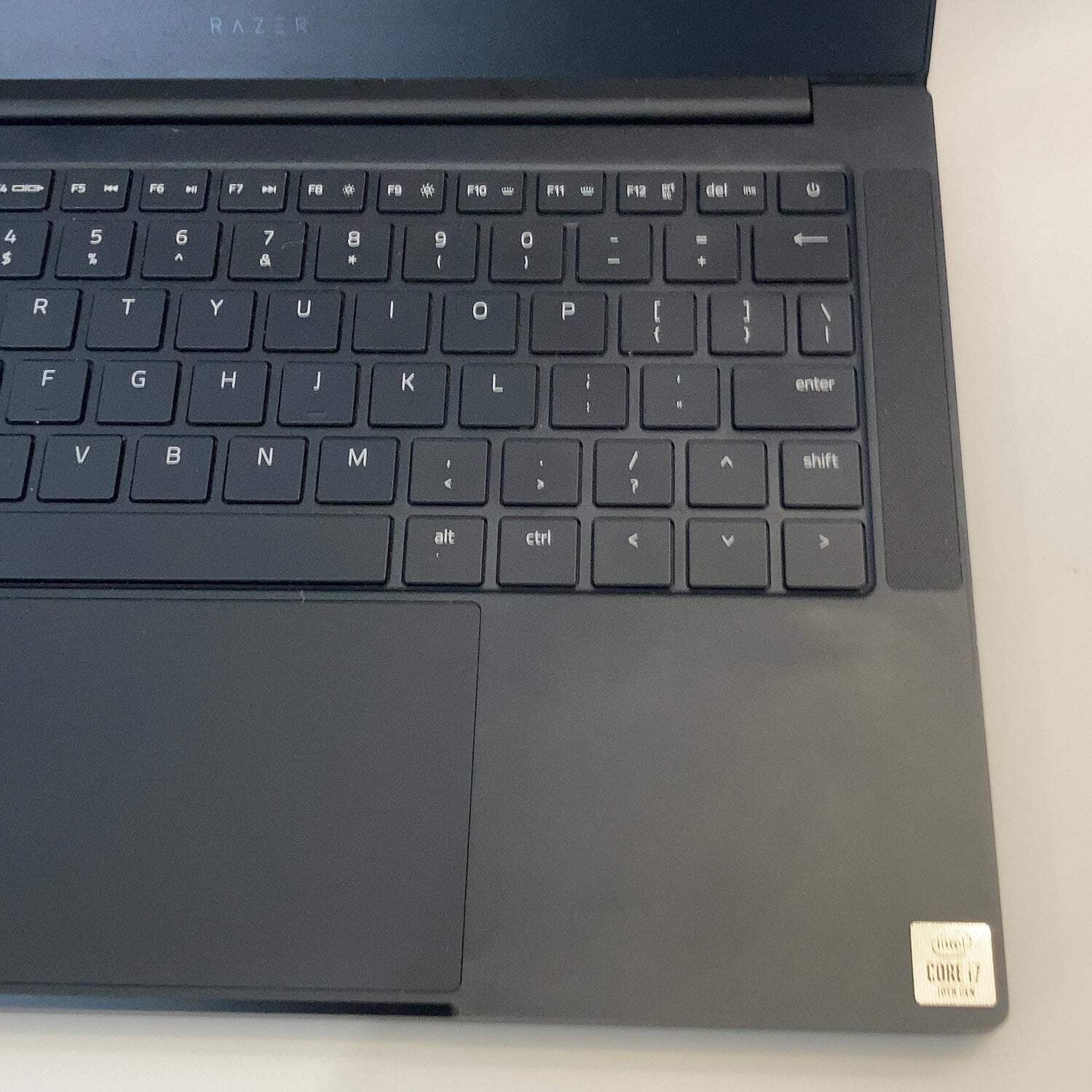 Razer Blade Stealth 13 i7-1065G7 16GB RAM 512GB GeForce GTX 1650 Max-Q