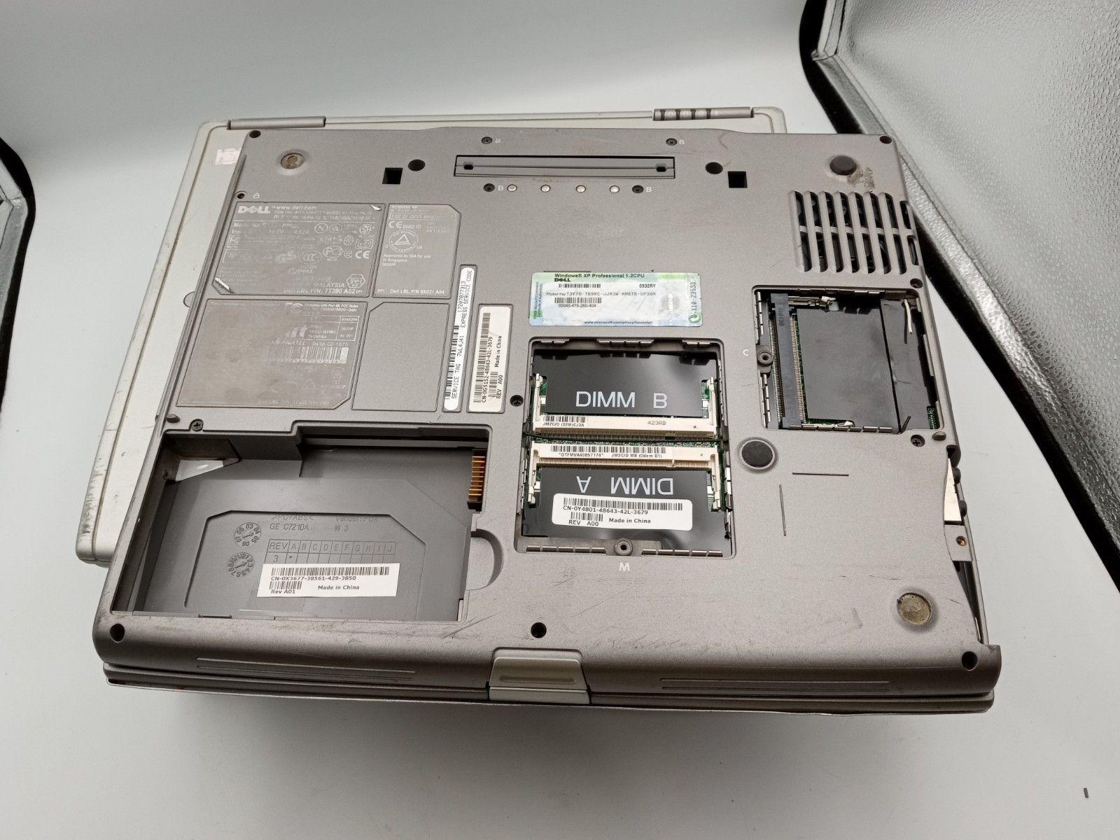Lot of 6 – Dell D600 / 600m 14″ Laptops Intel Pentium CPU – PARTS / REPAIR -RR