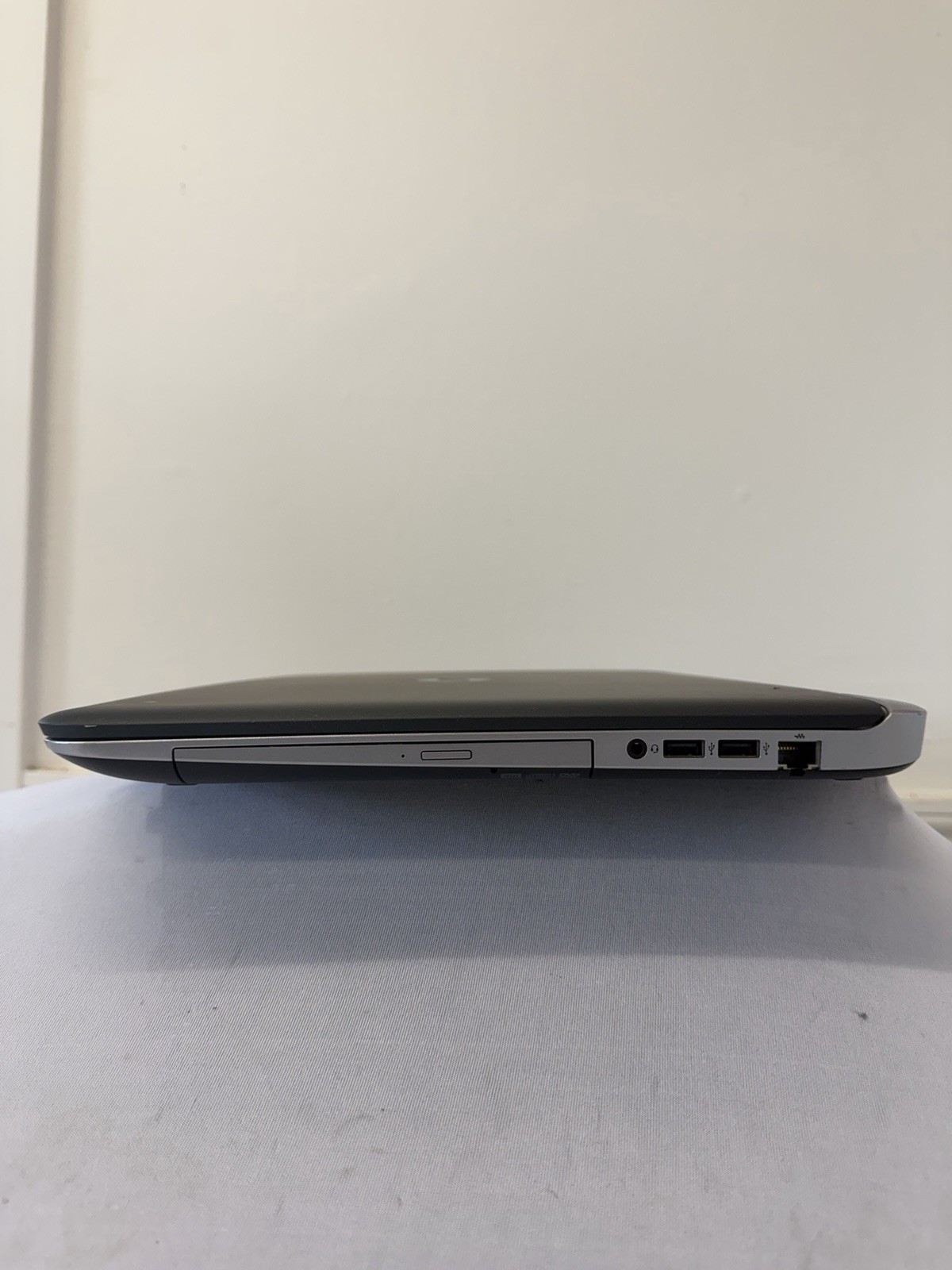 HP Probook 470 G3 Laptop – Good Screen – Intel i5-6200U – RAM 8 GB – Read Des