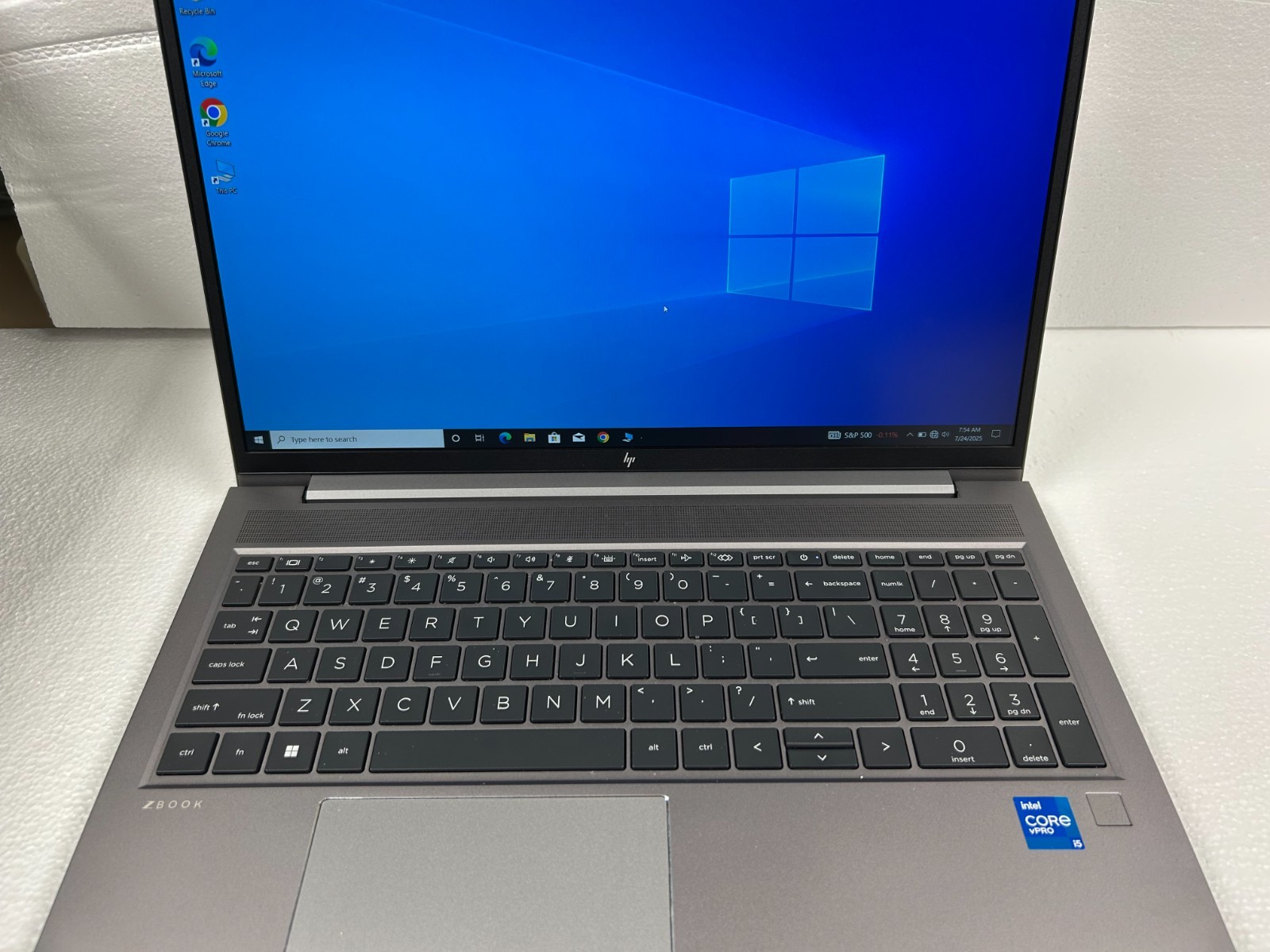 HP ZBook Power G8 15.6″ Laptop: Intel Core i5-11500H 2.9GHz – 32GB – 512GB HHD