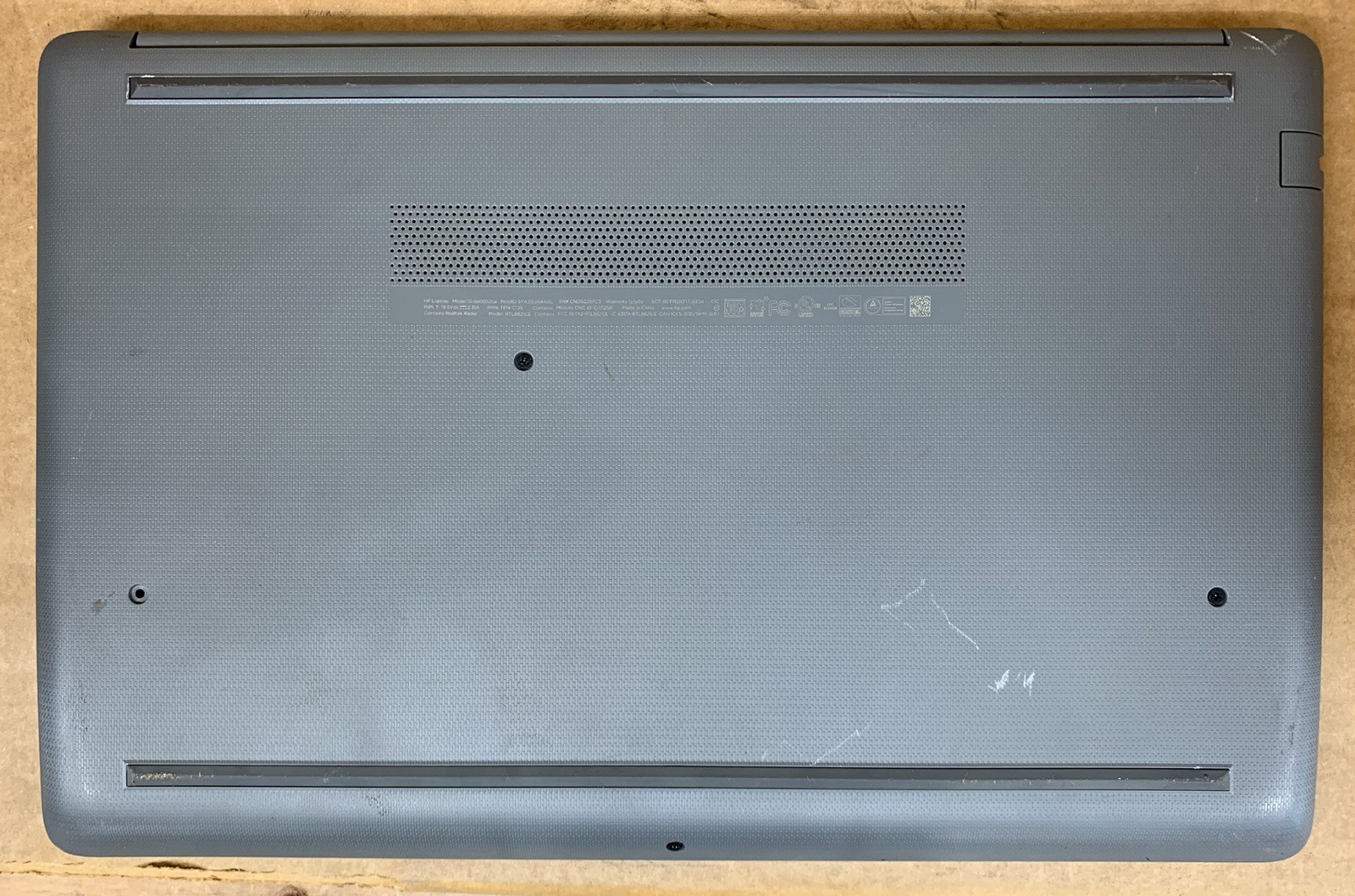 HP Laptop 15-da0xxx 15 Intel Core i3-7200U@2.30GHz 8GB RAM 256GB SSD WIN 10P