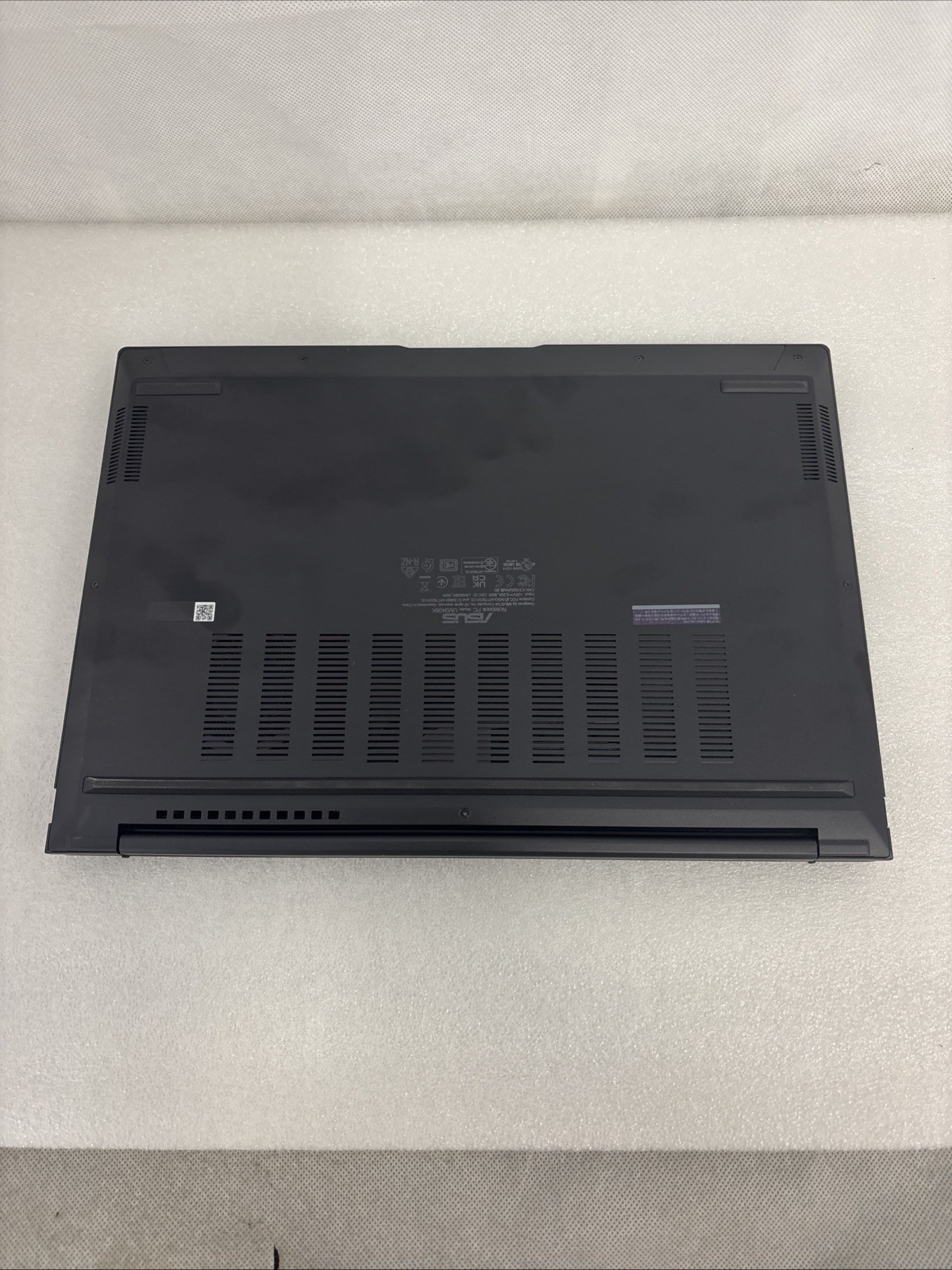 ASUS Zenbook 14 Touchscreen Laptop (1TB, AMD Ryzen AI 7 350, 32GB) Black *Read*