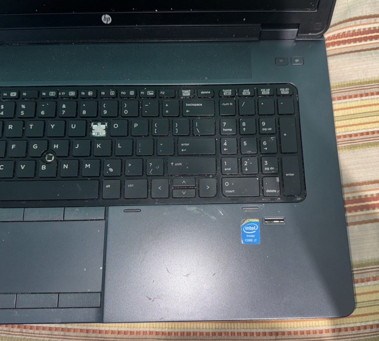 HP ZBOOK 17 G1 (i7-7820HQ 3.90GHZ, 512GB SSD, No RAM, Quadro P3000) FOR PARTS