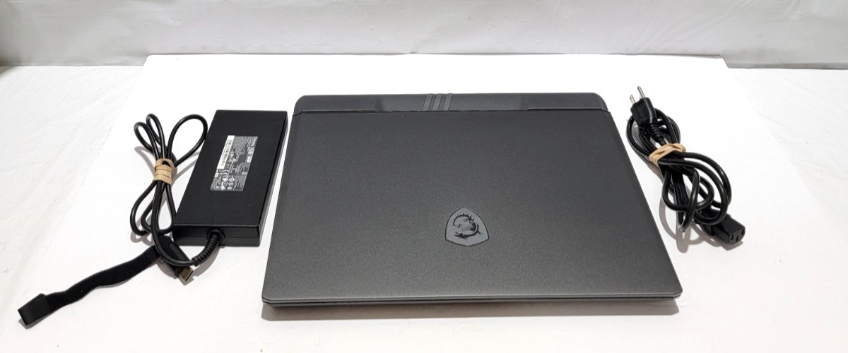MSI Vector 16 HX AI A2XW-Intel Ultra 9 275HX-64GB Ram-4TB SSD-Nvidia RTX 5070