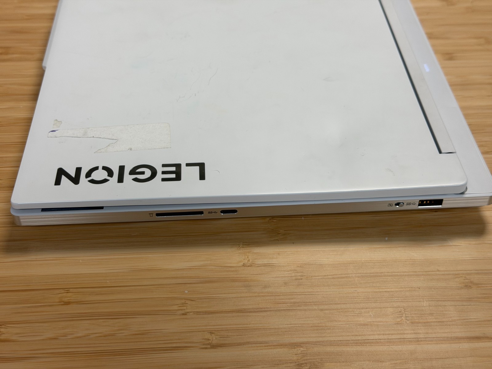 Lenovo Legion 7 16IRX9 Gaming Laptop i9-14900HX RTX 4070 32GB 1TB Win11