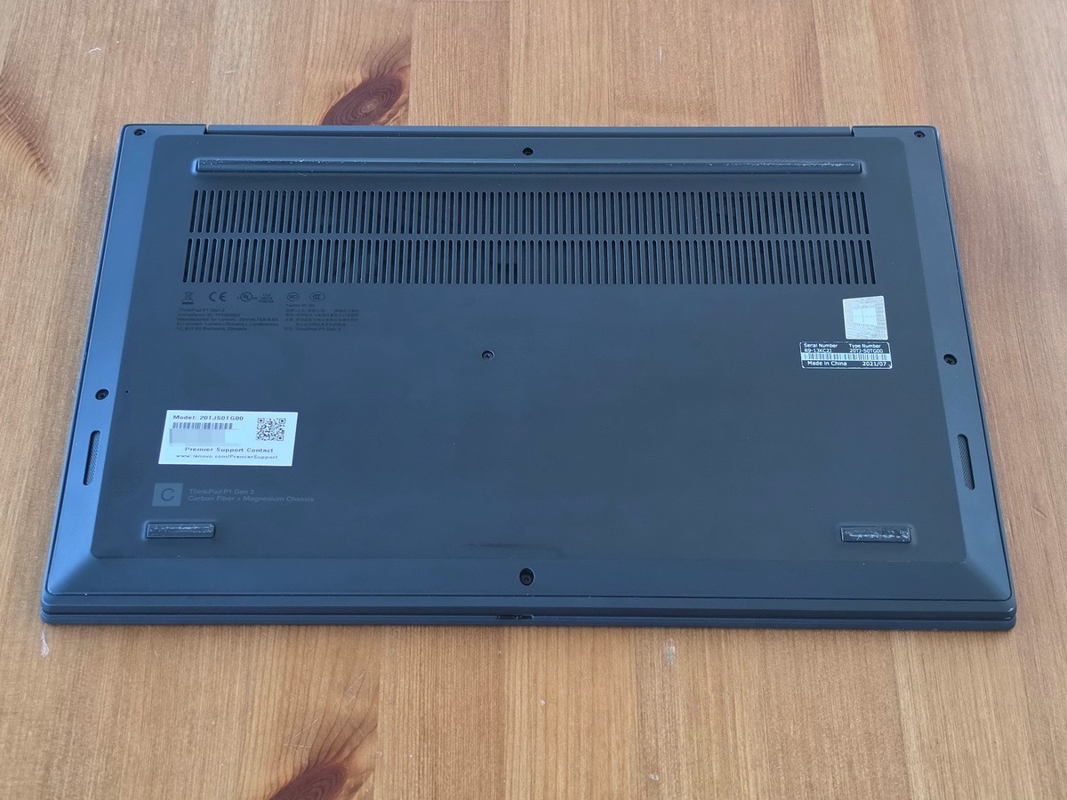 Lenovo ThinkPad P1 Gen 3 i9-10885H 16GB 15″ 4K HDR 3840×2160 OLED NVIDIA T2000