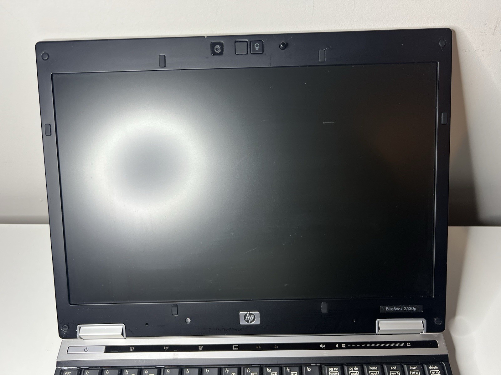 HP EliteBook 2530P Laptop | No power & For Parts | Good Cosmetic Condition