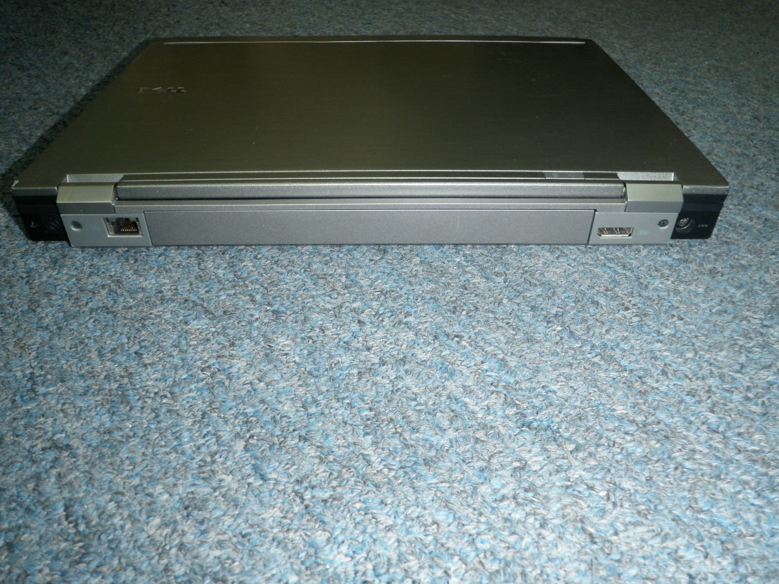 Dell Latitude E6410 Intel Core i7 M620 @ 2.67GHz 4GB 320GB DVD-RW Laptop