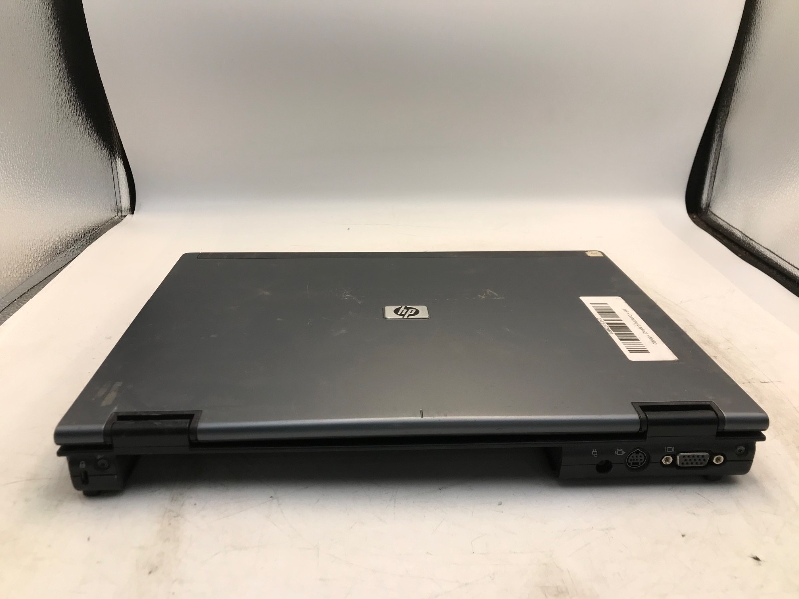 HP Compaq 6910p Intel Core 2 Duo 2.1GHz 14″ NO HDD-BOOTS BIOS, BAD LATCH-MZ